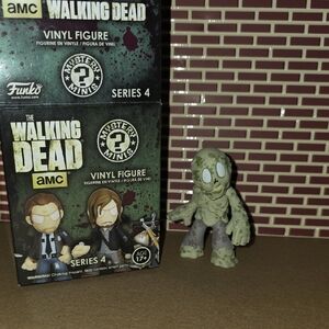 Funko Mystery Minis Walking Dead Zombie Figure